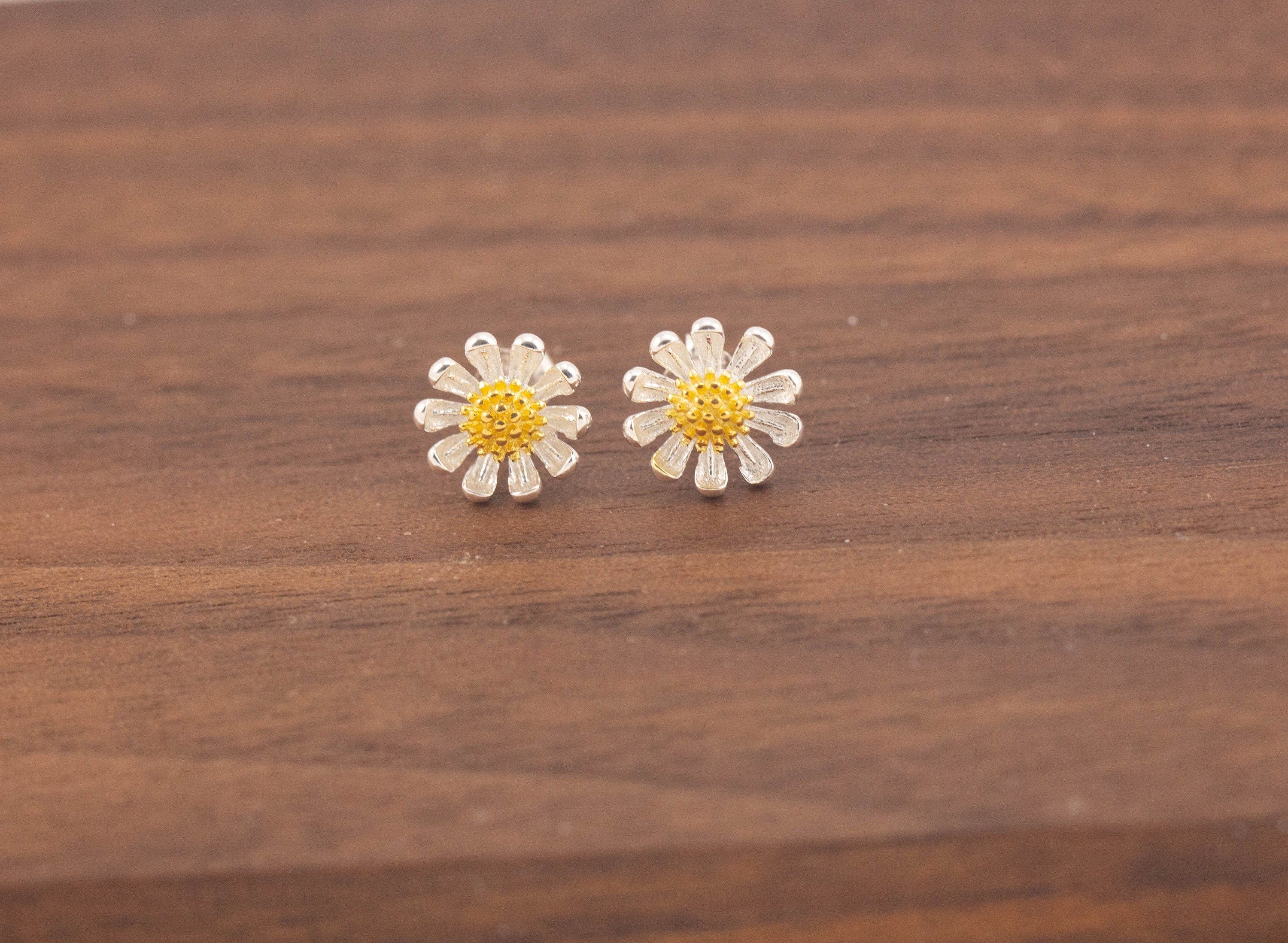 sterling silver stud earrings